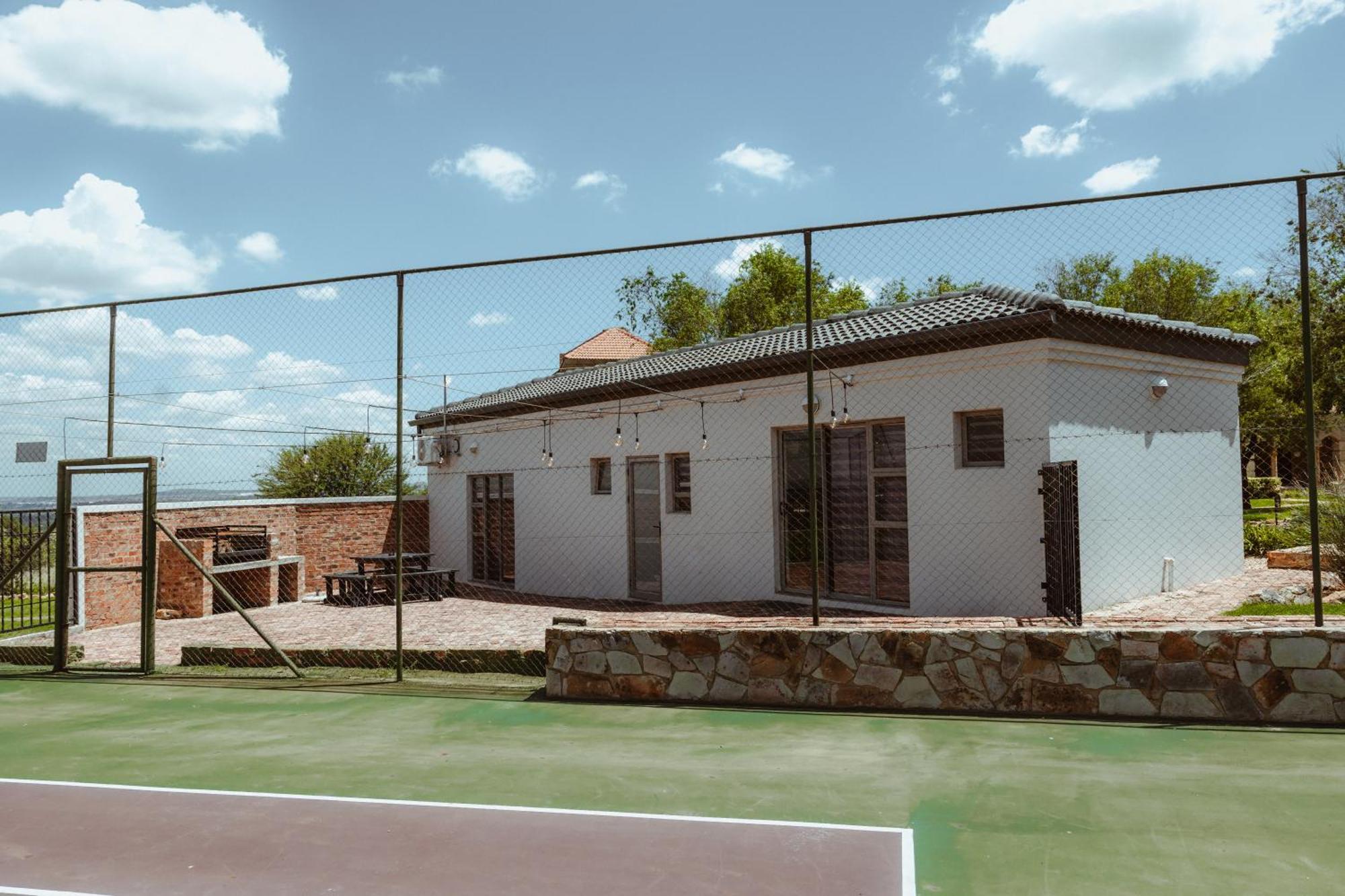 The Feather Hill Boutique Hotel Potchefstroom Eksteriør bilde